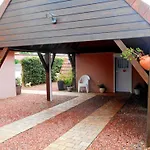 Folleville Near Asterix Park Holiday home *