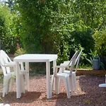 Folleville Near Asterix Park Holiday home