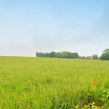 Folleville Near Asterix Park * Sourdon