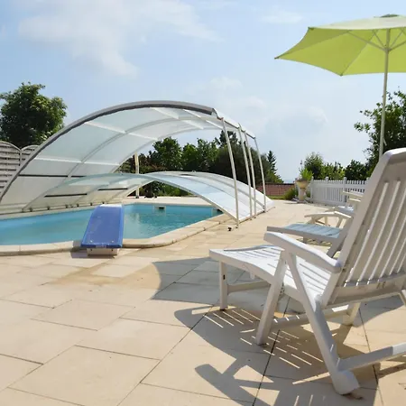 Folleville Near Asterix Park Sourdon